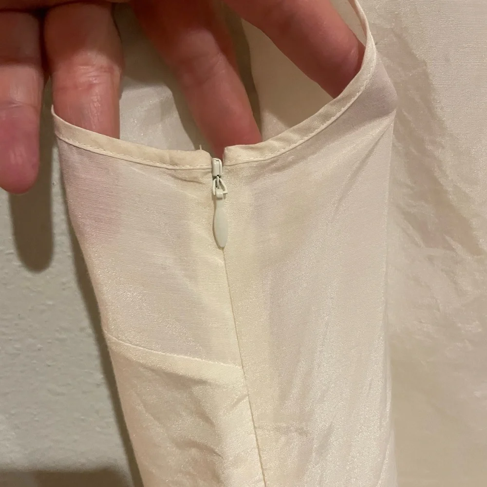 Halogen Cream Sleeveless Top - Picture 6 of 7